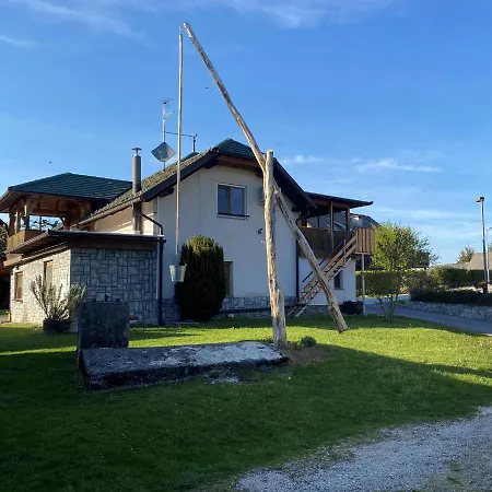 Apartma Obrh
