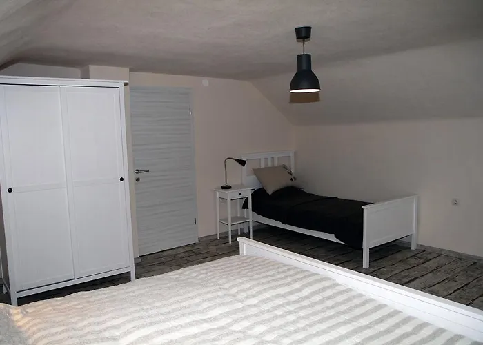 아파트 Apartma Obrh 스마예스케토플리체